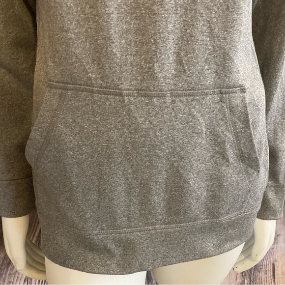 North Face Hooded Pullover - Picture 4 of 8